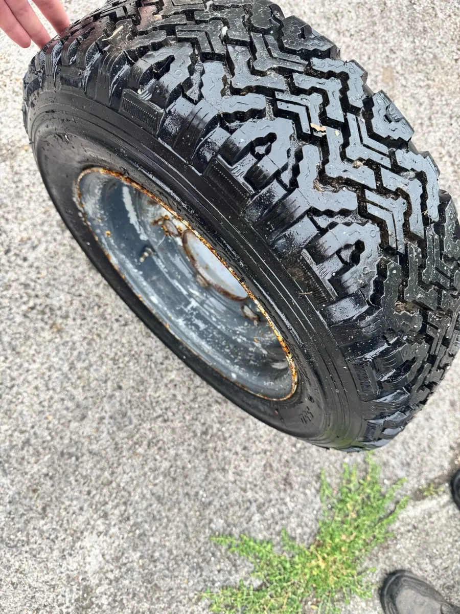 Avon Trailer Tyre - Image 1