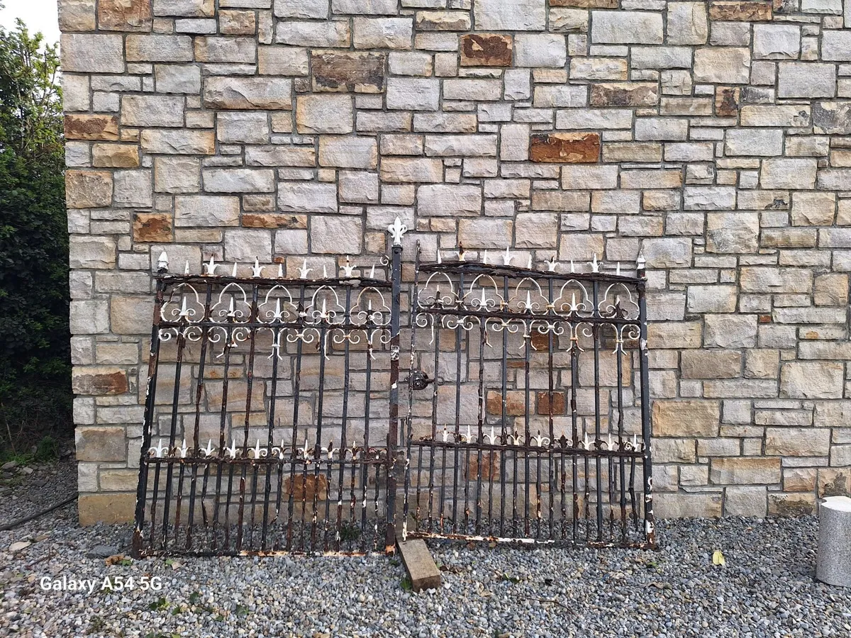 Antique Wrought Iron Gates from 1883 - Image 3