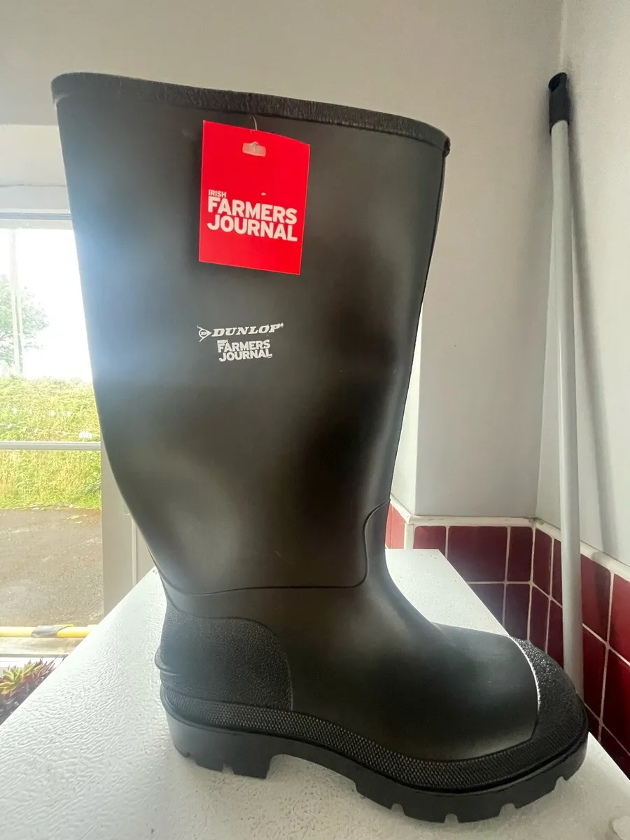 Dunlop Boots (New) - Image 1