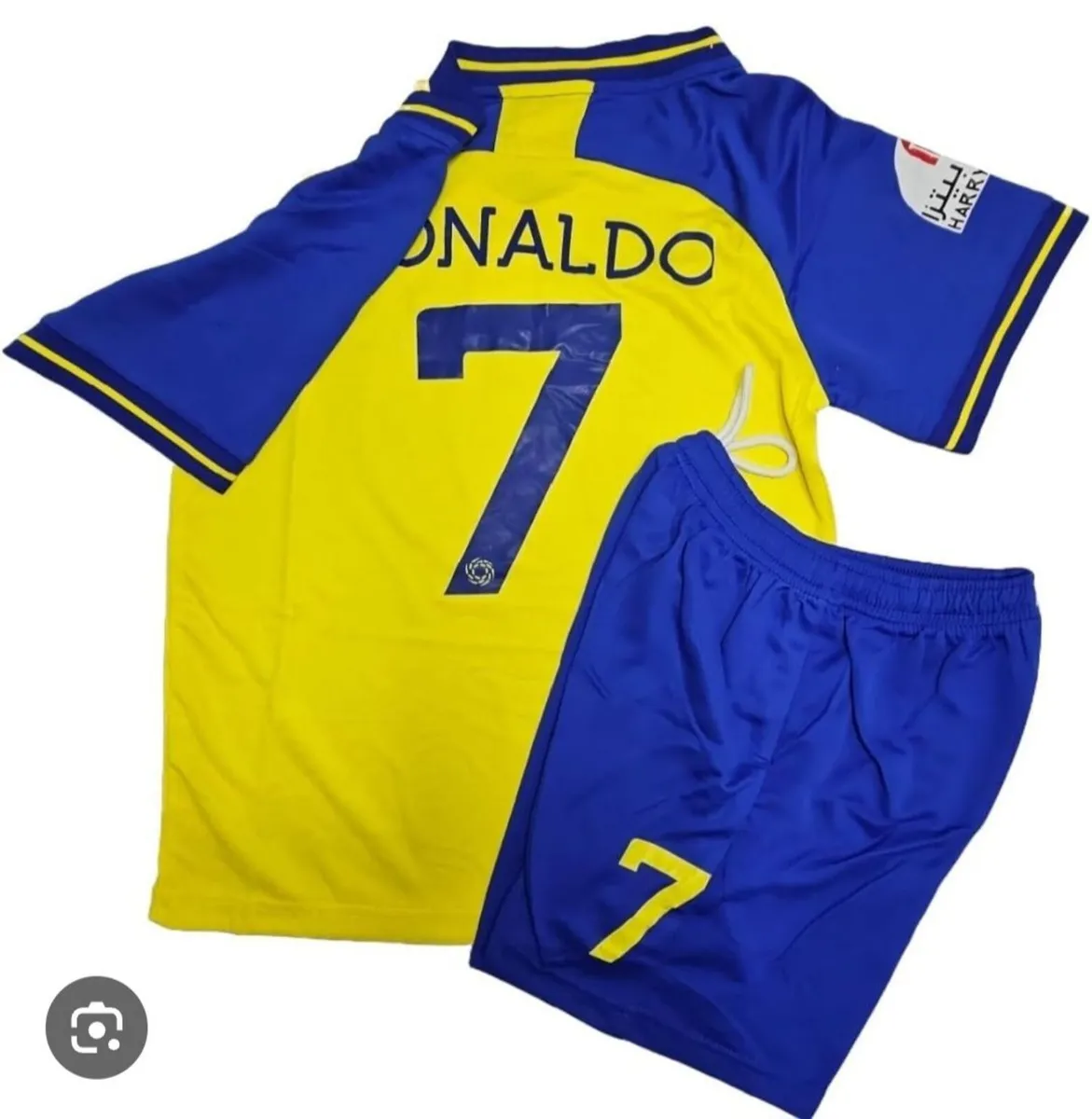 Kids complete football kits - Image 1