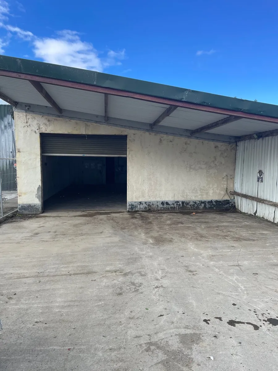 Commercial Yard and unit - Image 4