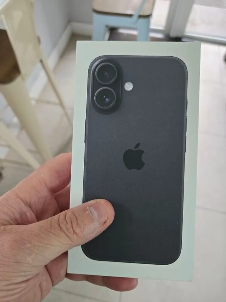 IPhone 16 Black 128GB Sim Free Brand New Apple Warranty 1 year Activation - Image 1