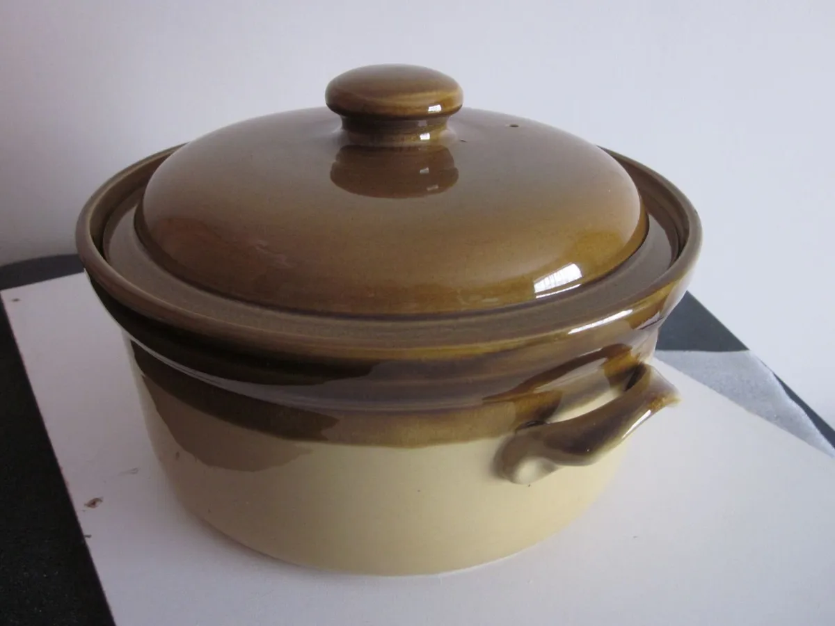 TG Green "Granville" Stoneware Glazed Lidded Dish - Image 2