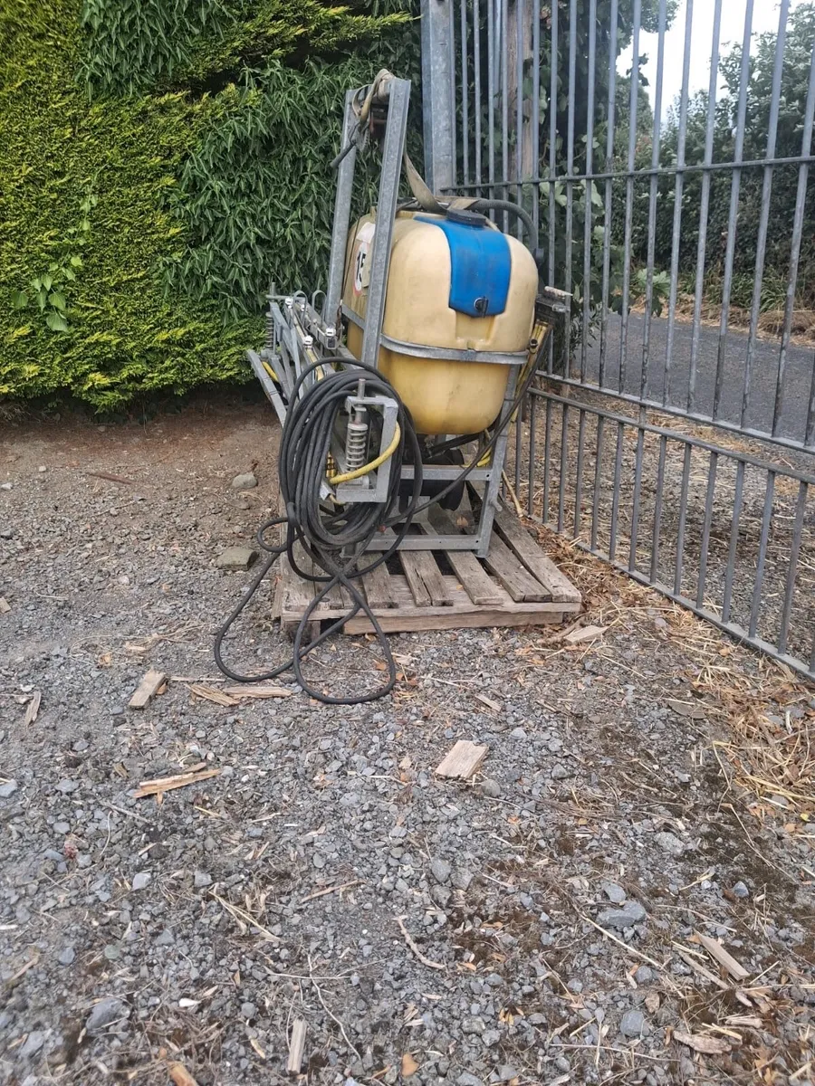 2nd Hand Sprayer 200 litre