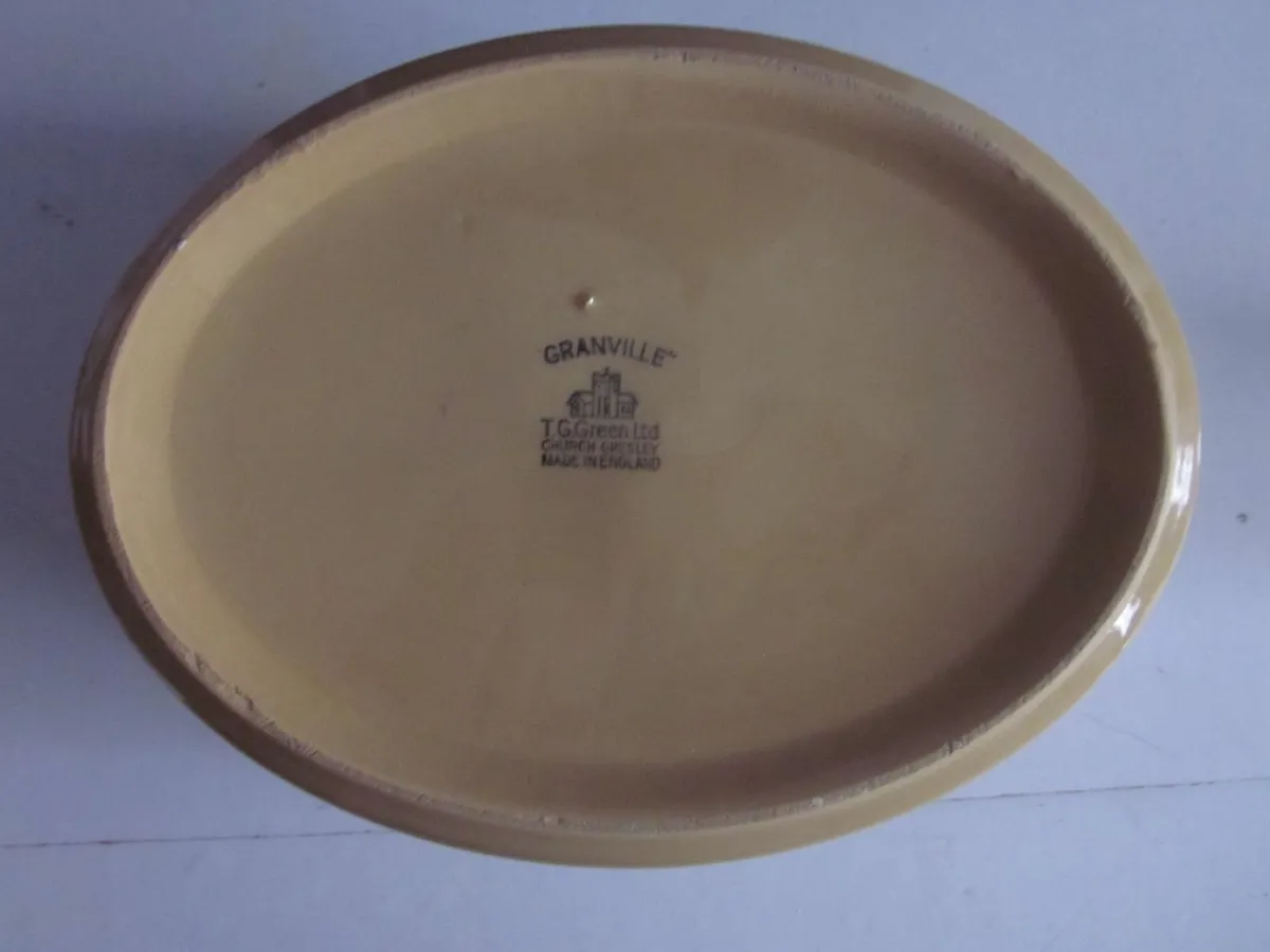 TG Green "Granville" Stoneware Glazed  Dish - Image 2