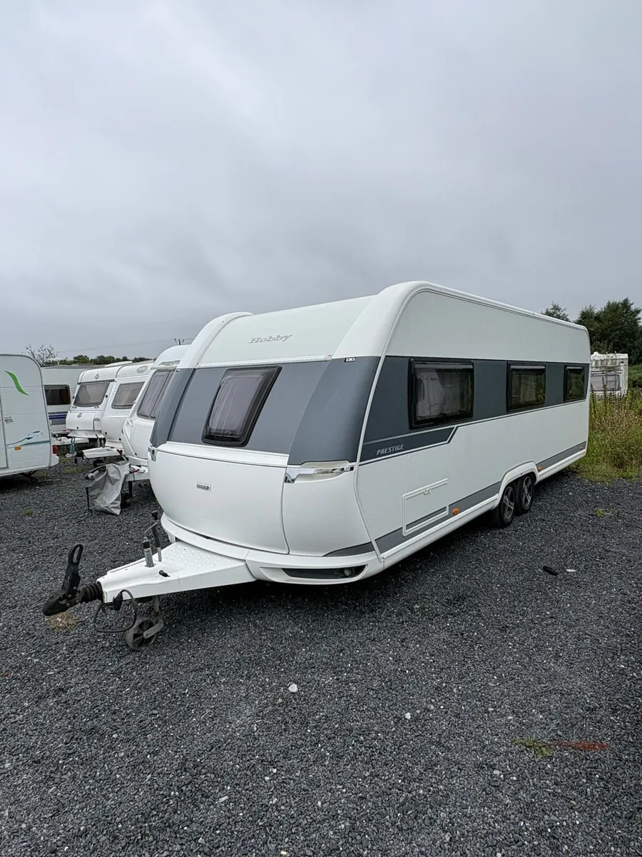 2017 Hobby Prestige 650 6 Berth Caravan - Image 2