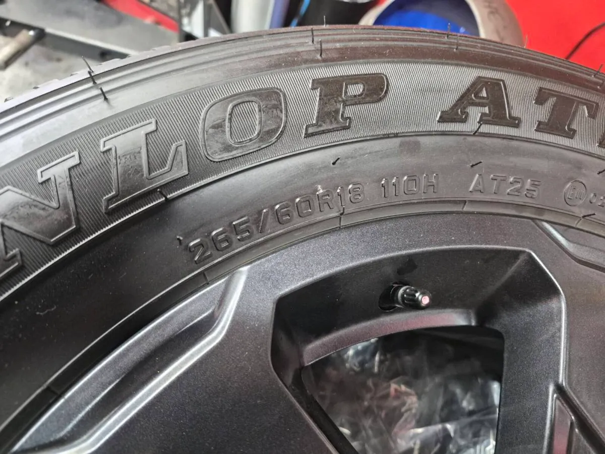 18" Black Alloy Wheels - Image 4