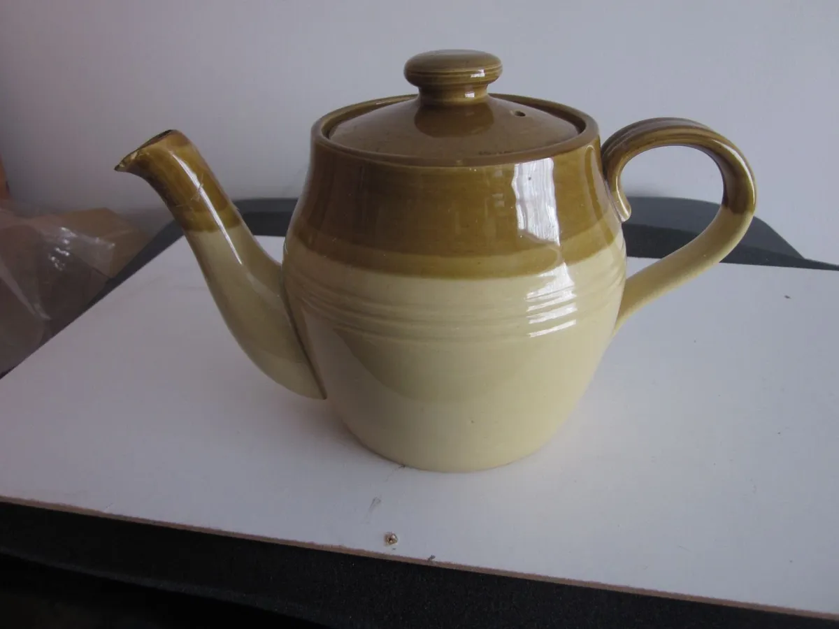 TG Green "Granville" Stoneware Glazed  Teapot - Image 1