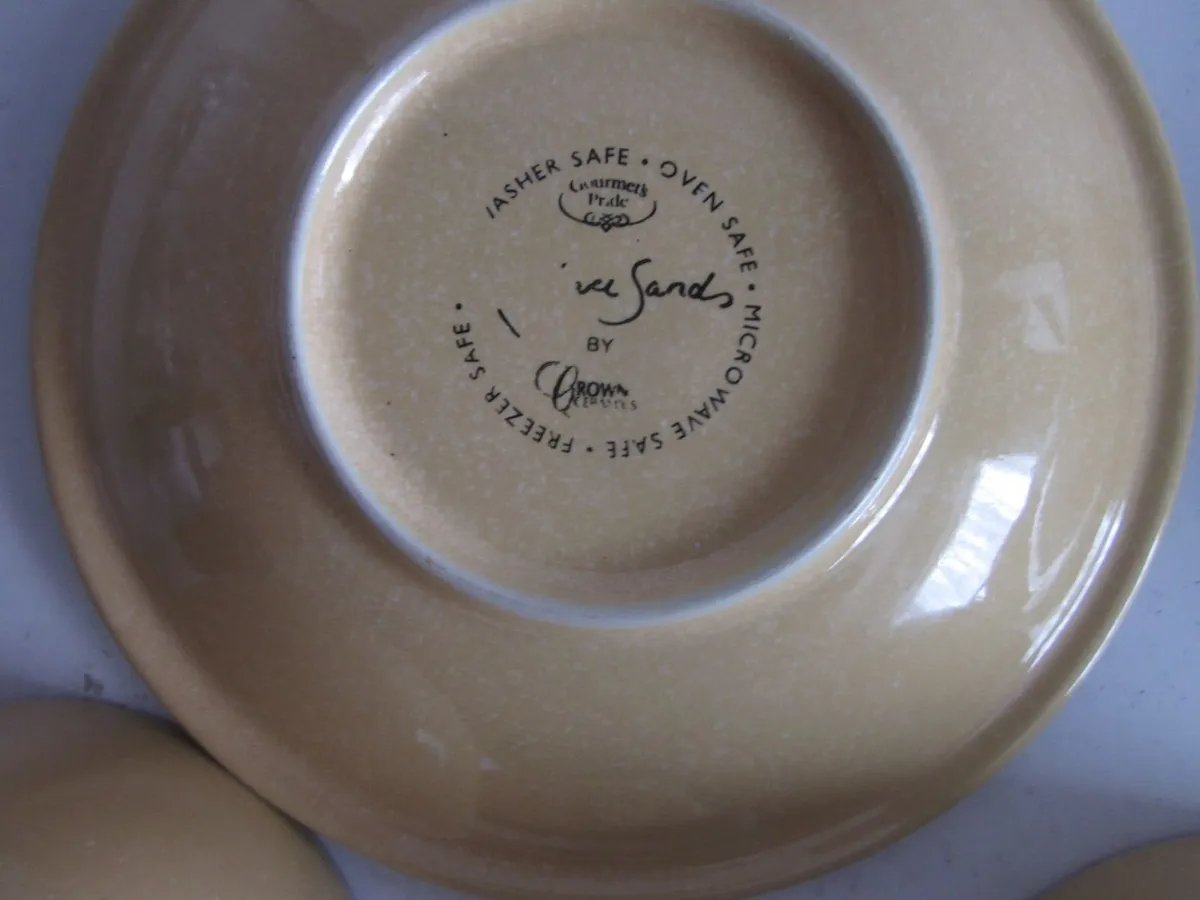 Four Kalahari Sands Cup/Saucers - Image 4