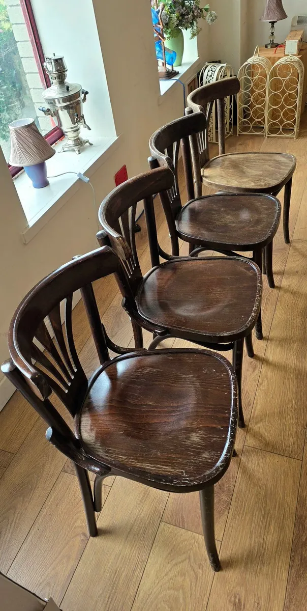 Set of 4 Bentwood Chairs Fameg Bistro Fan - Image 1