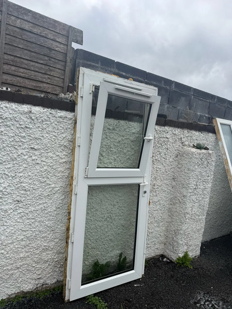 Pvc, Back door - Image 3