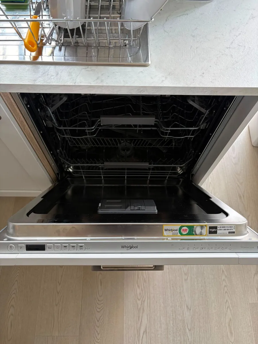 Dishwasher - Image 1