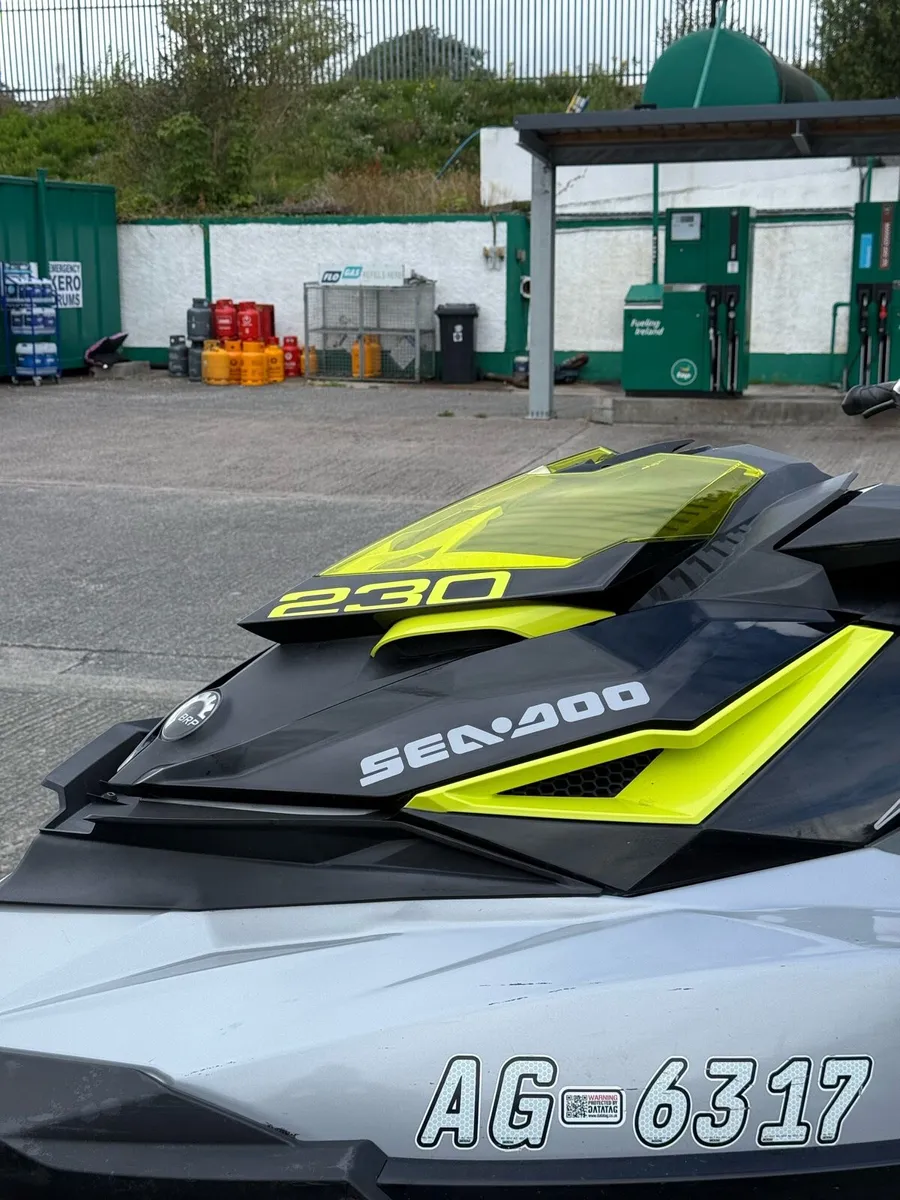 2019 SEADOO GTR X 230 80 hours Jetski jet ski - Image 2