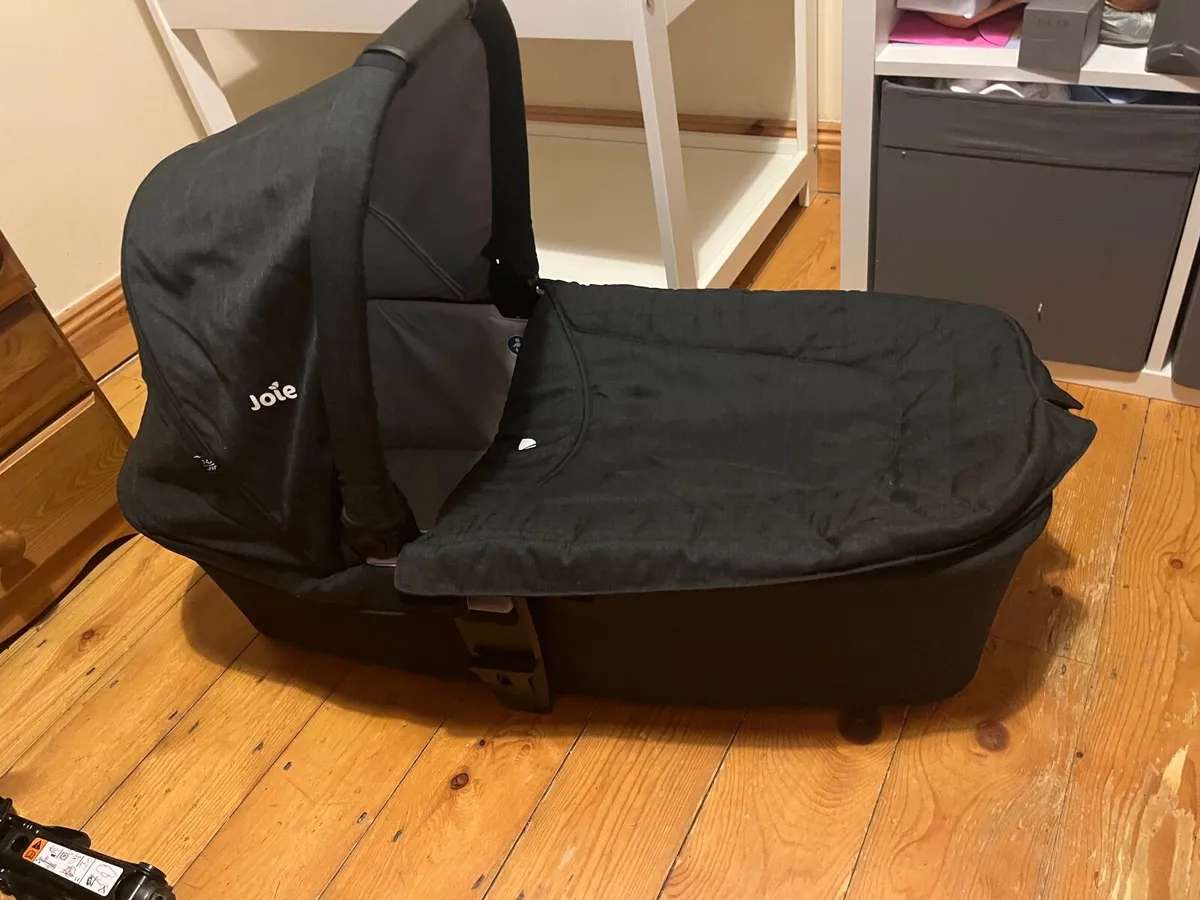 3 in 1 joie buggy - Image 2