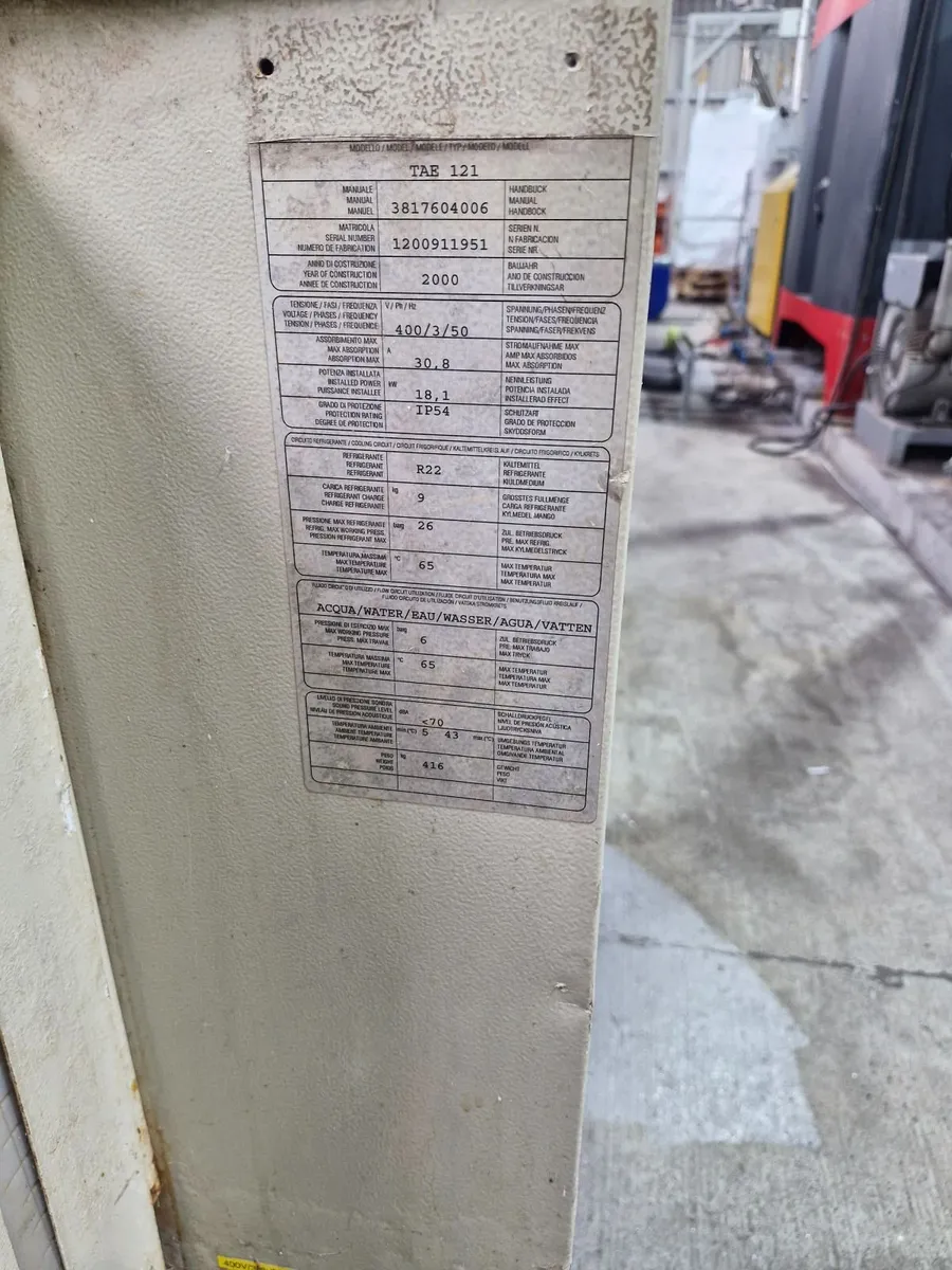 Industrial water chiller - Image 2