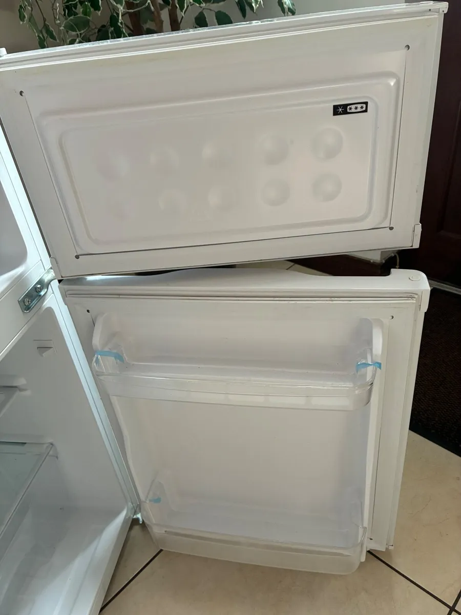 Fridge / Freezer - Image 2