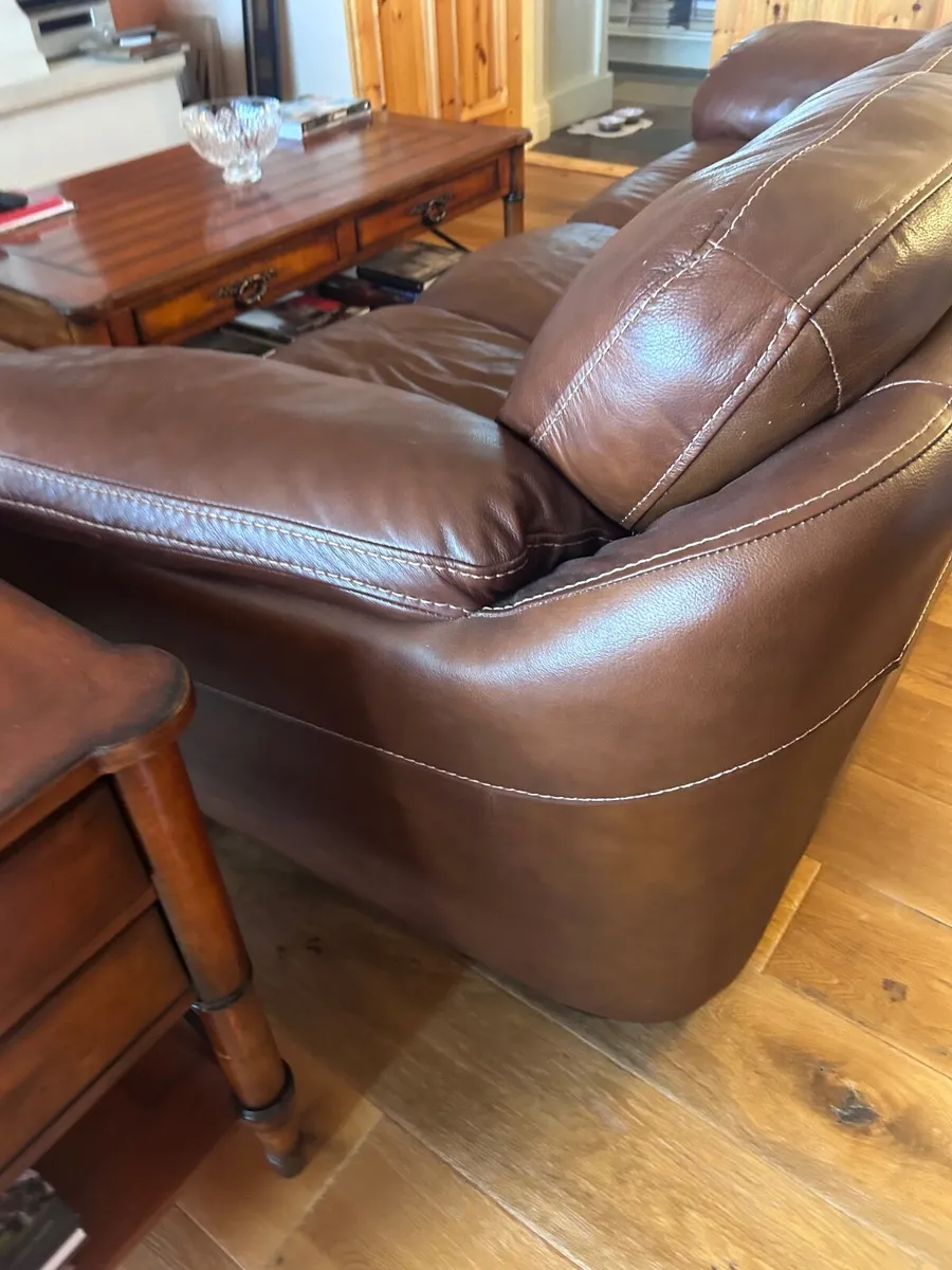Leather Suite of Furniture - Image 2