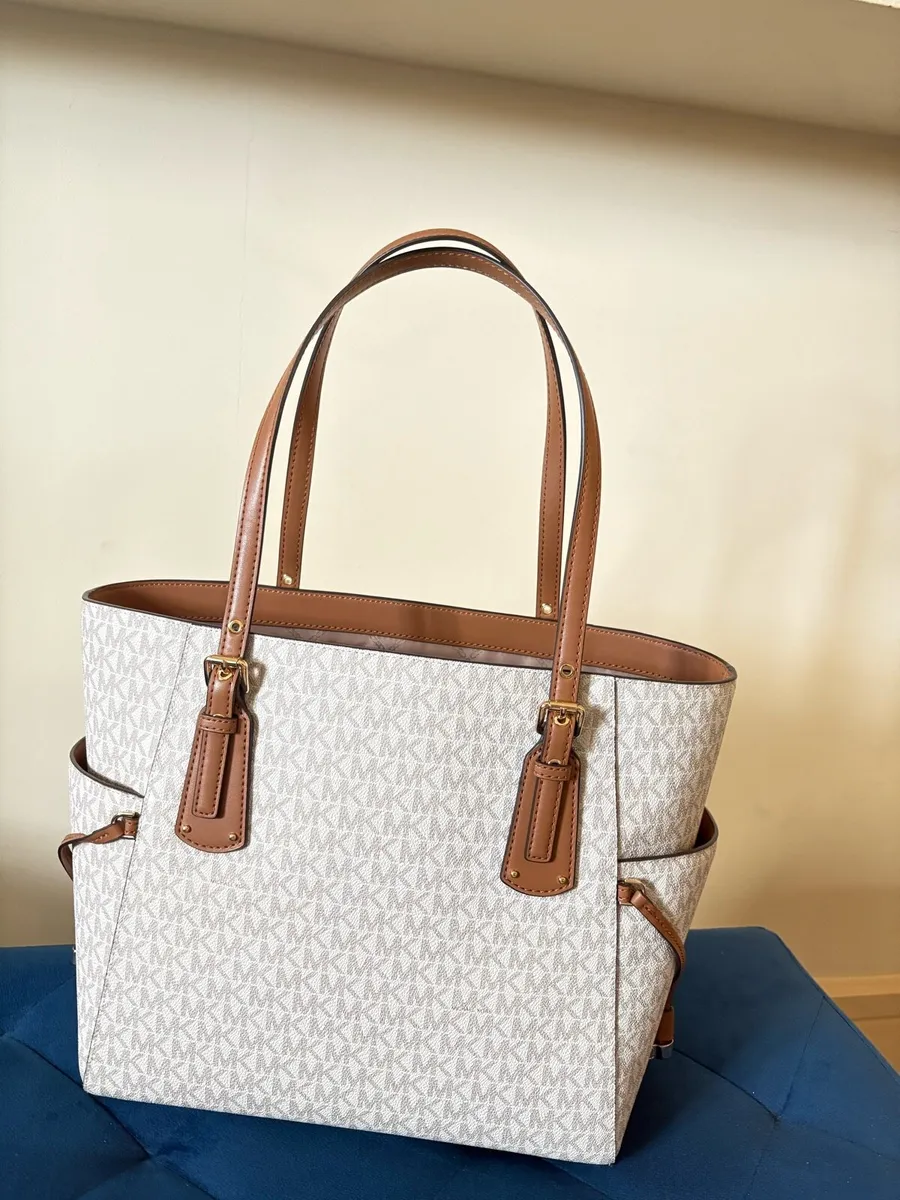 Michael Kors women bag - Image 1