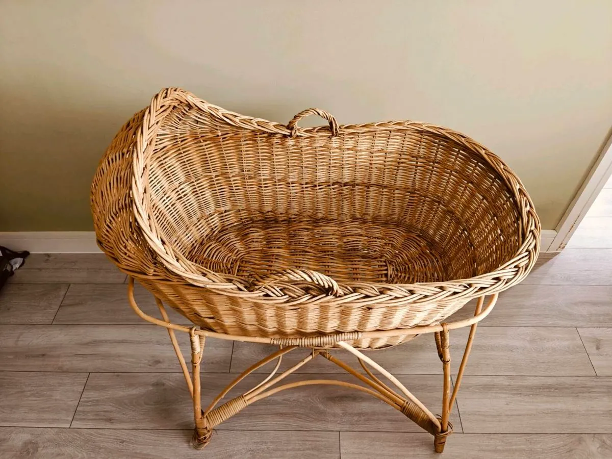 Standing Baby Moses Basket - Image 4