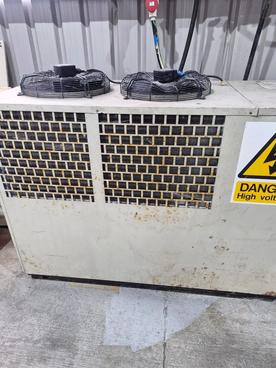 Industrial water chiller - Image 3