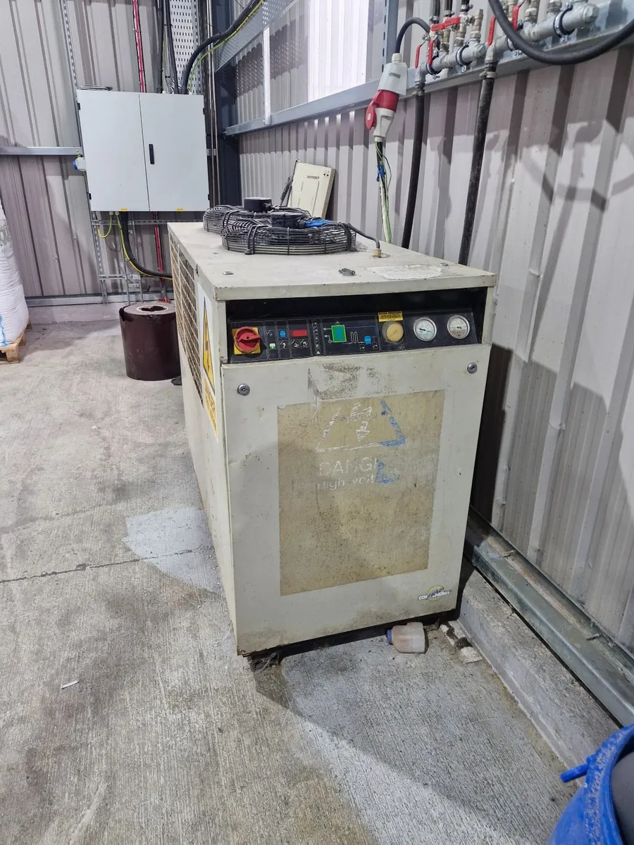 Industrial water chiller - Image 4