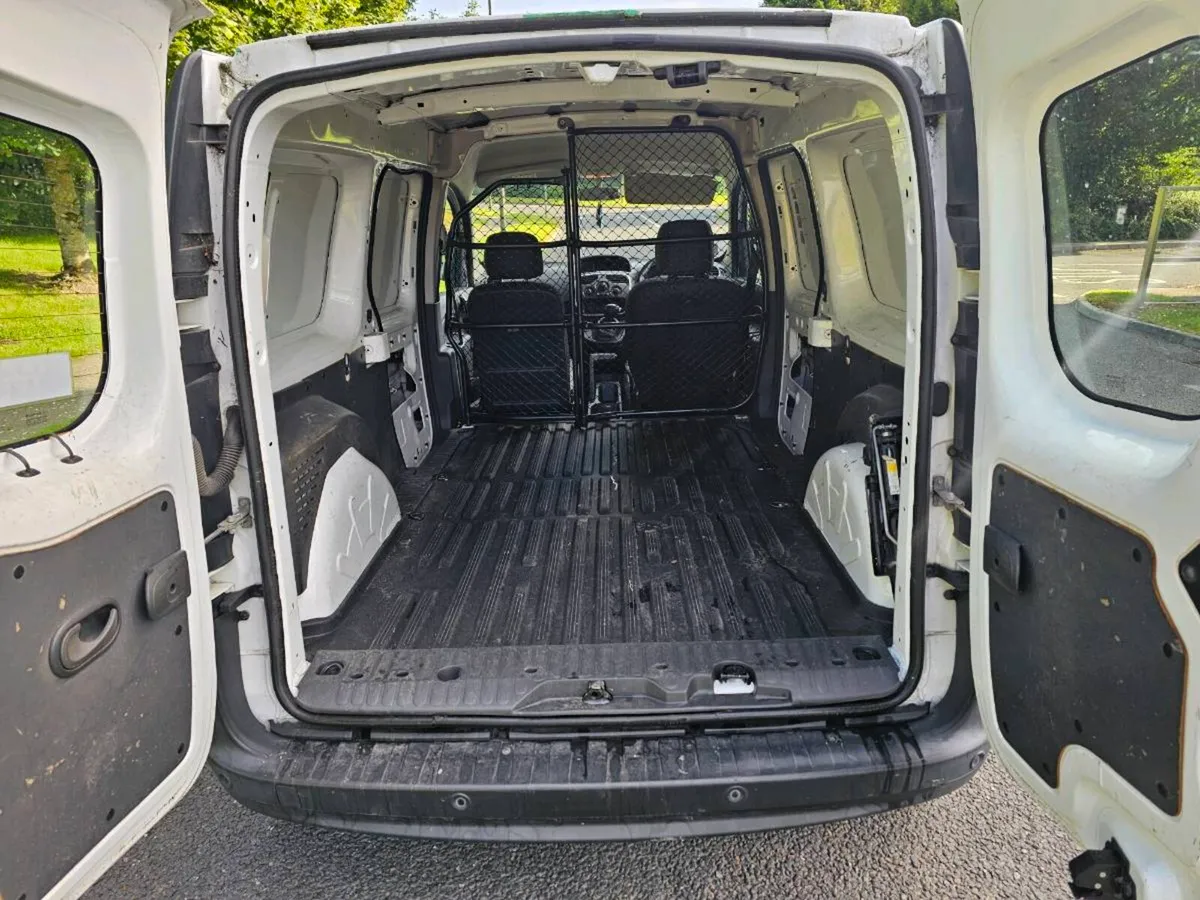 2020 Renault Kangoo fully electric - Image 2