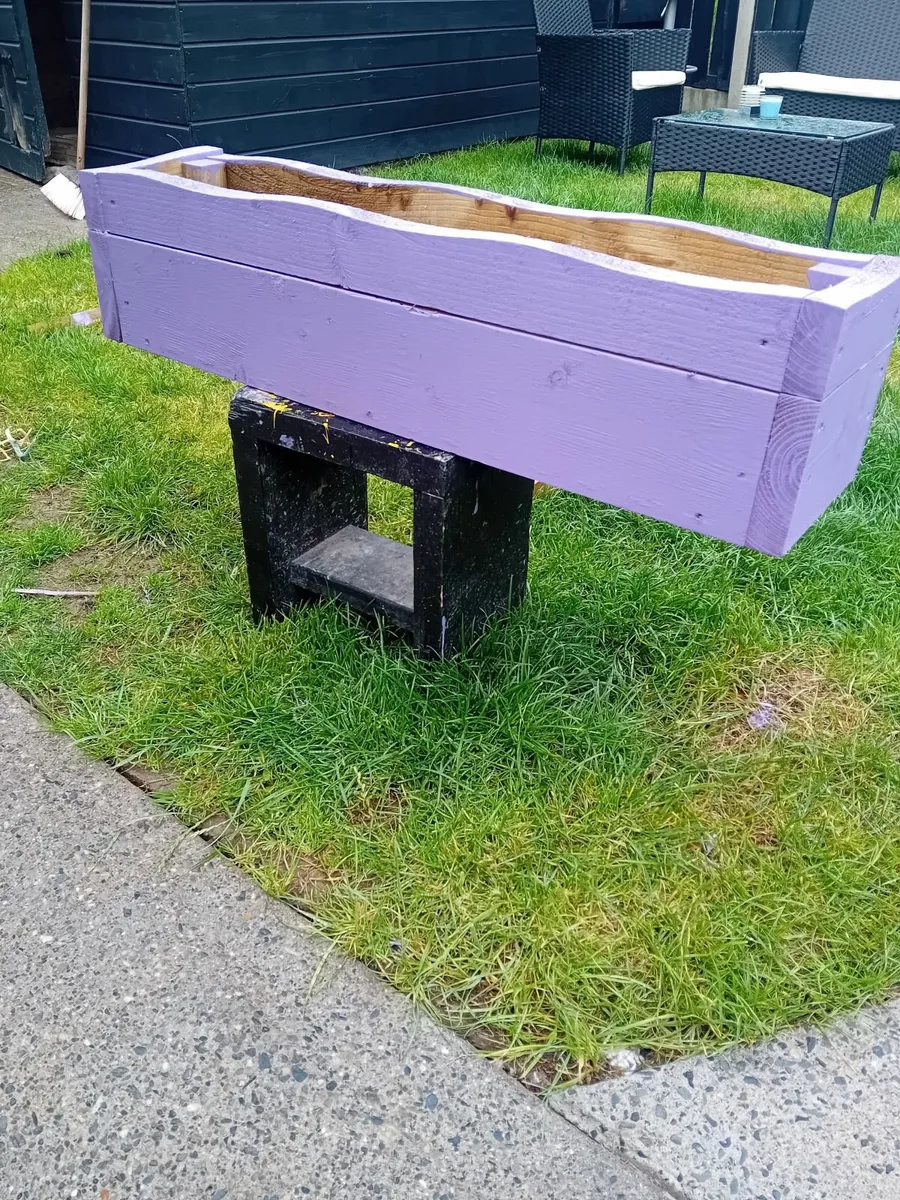 Garden planters - Image 1