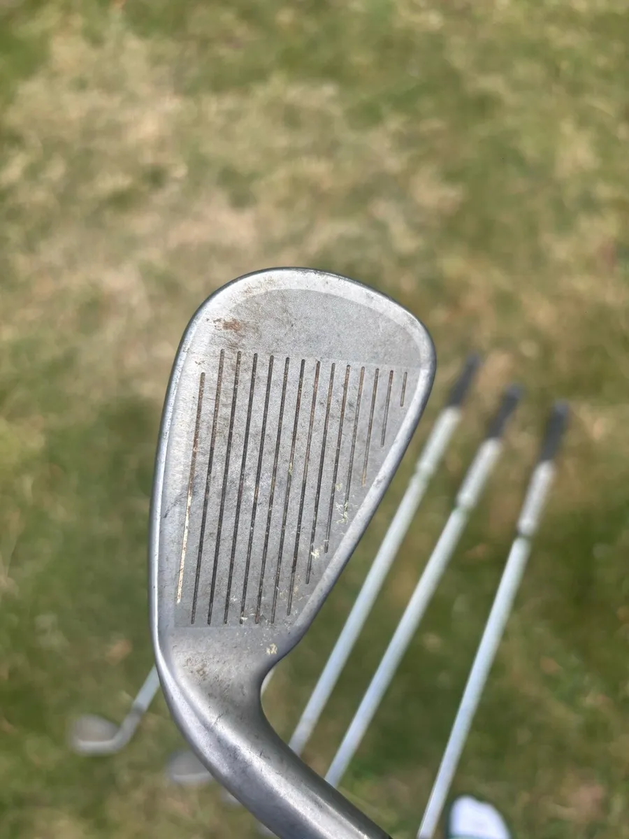 Taylormade RBZ irons 4-9 - Image 3