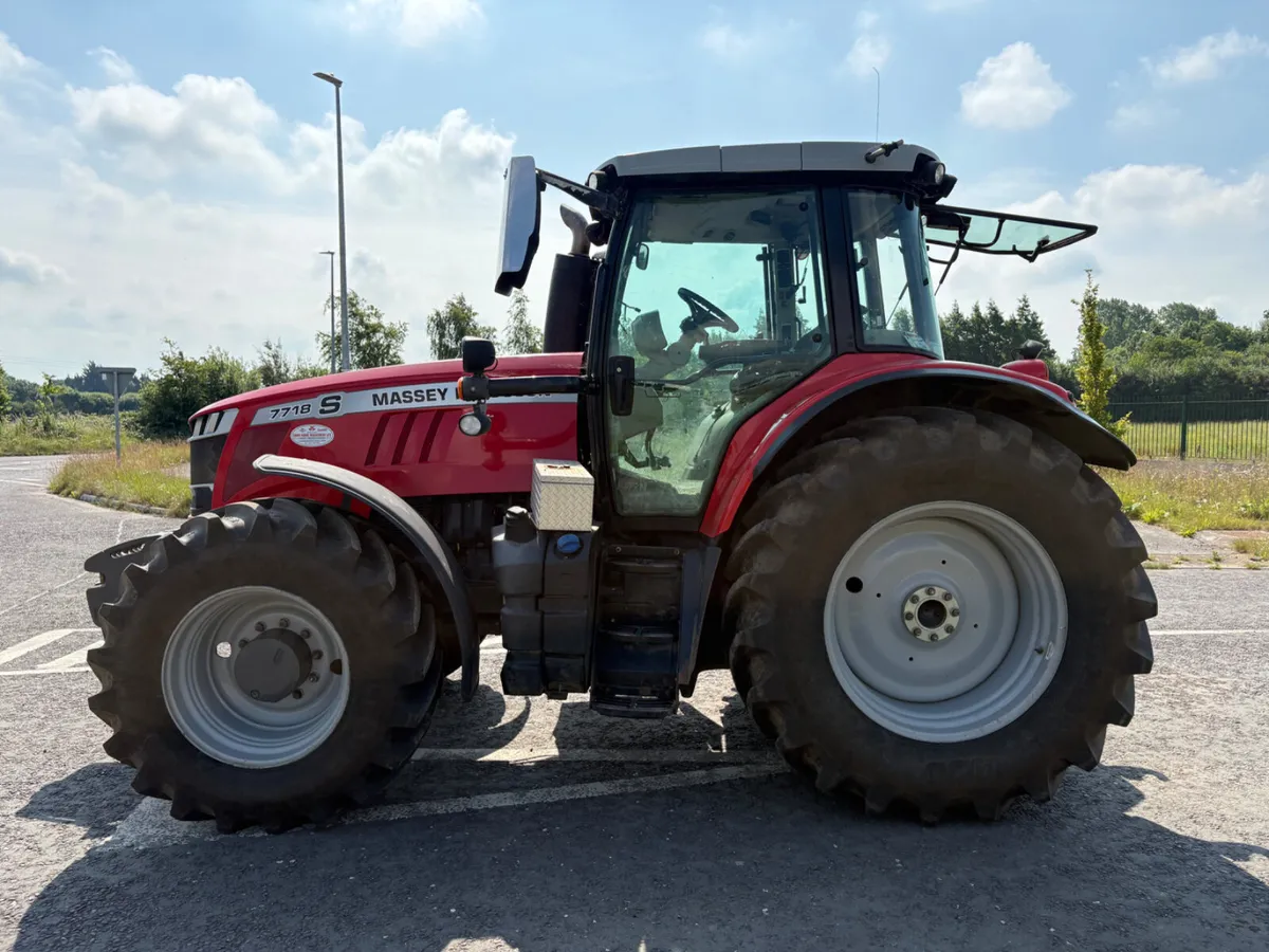 Massey Ferguson 7718 S - Image 4