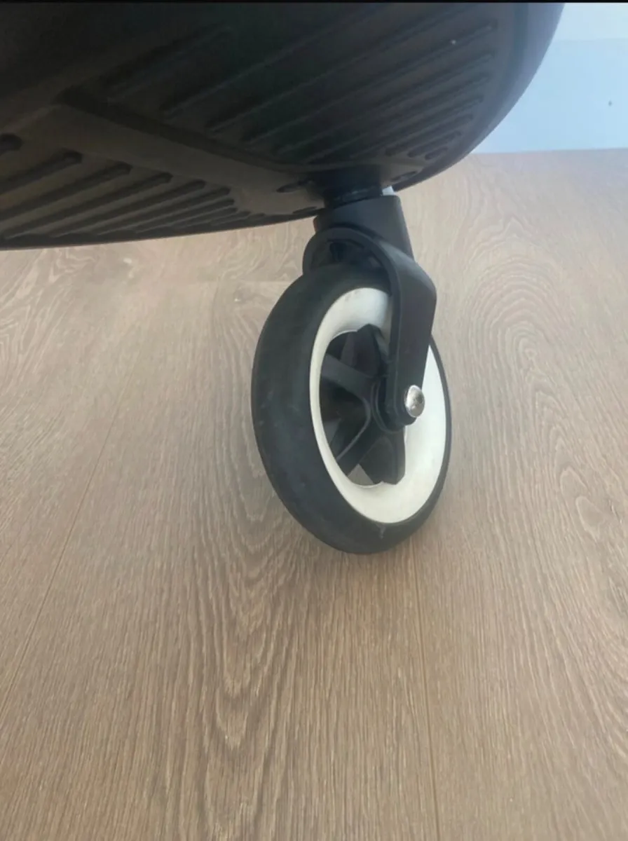 Bugaboo buggy board - Image 4