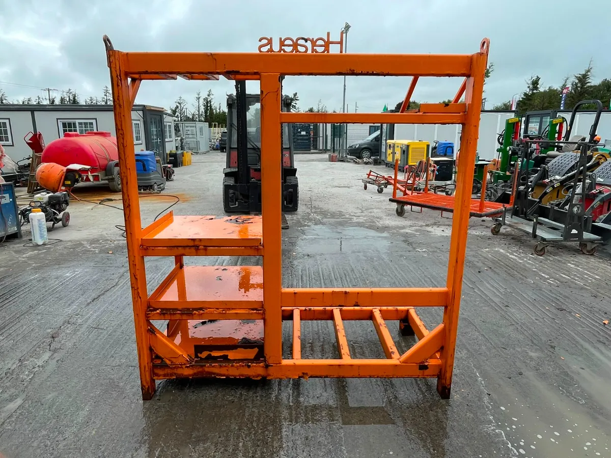Heavy-duty industrial steel transport/storage rack - Image 4