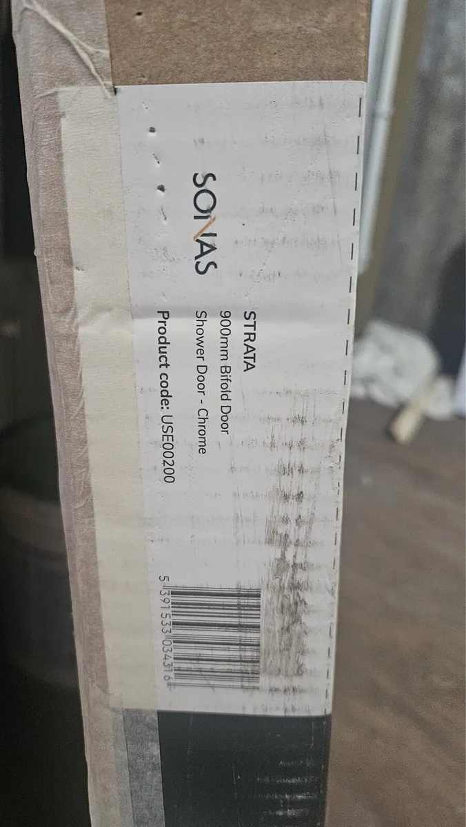 Sonas 900 bifold chrome shower door - Image 4
