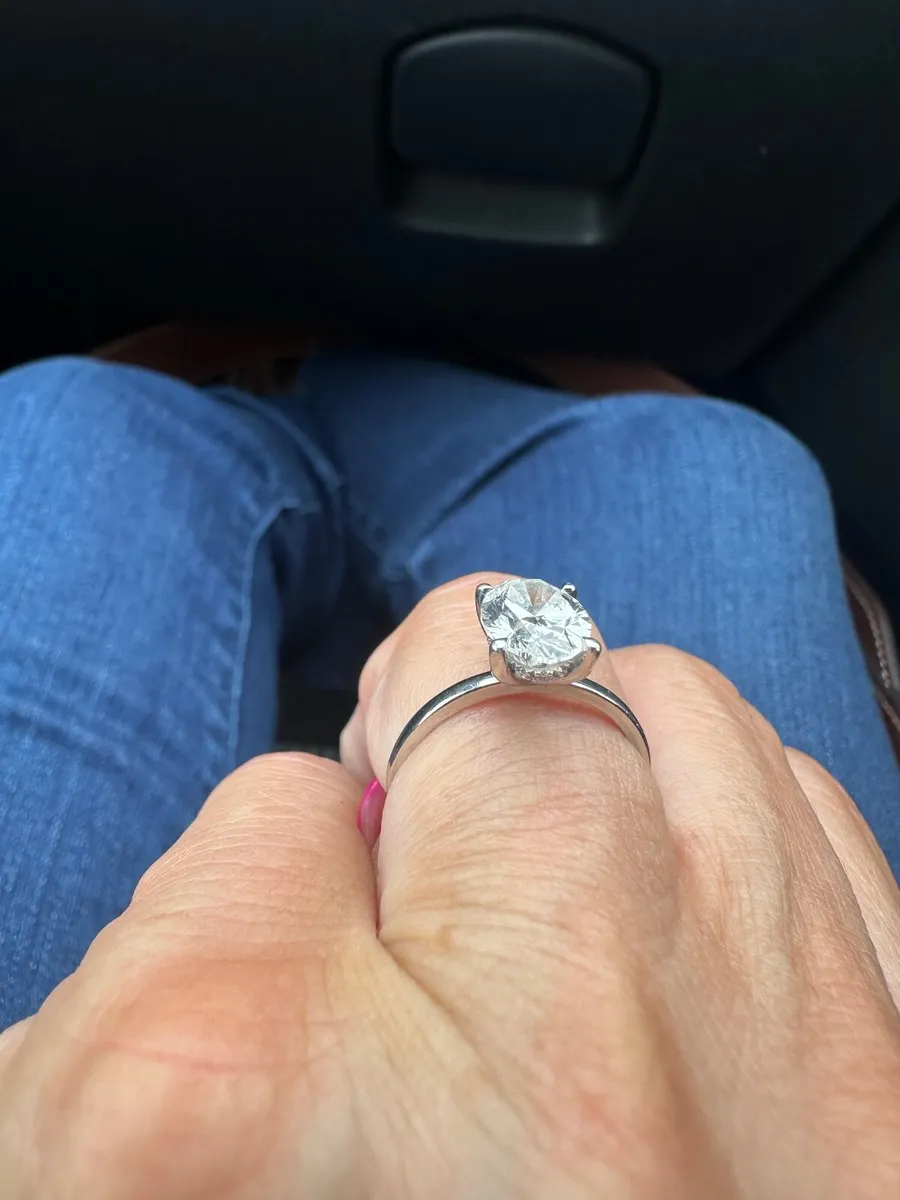 Engagement ring - Image 2