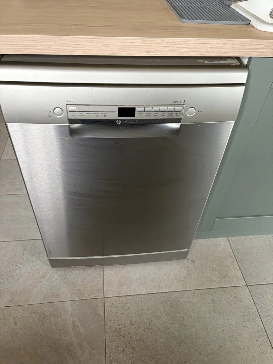 Bosch series 2 dishwasher - - Image 1