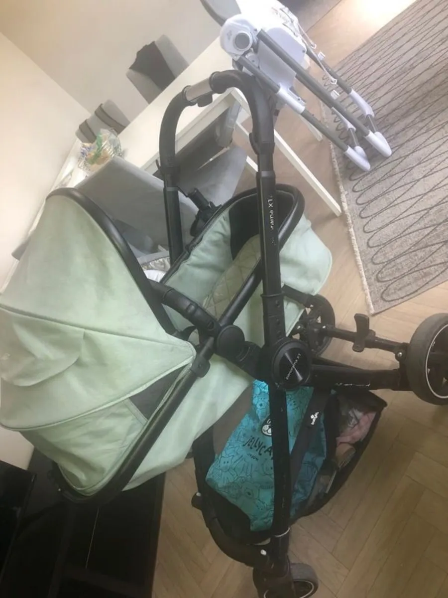 Travel system - Image 1