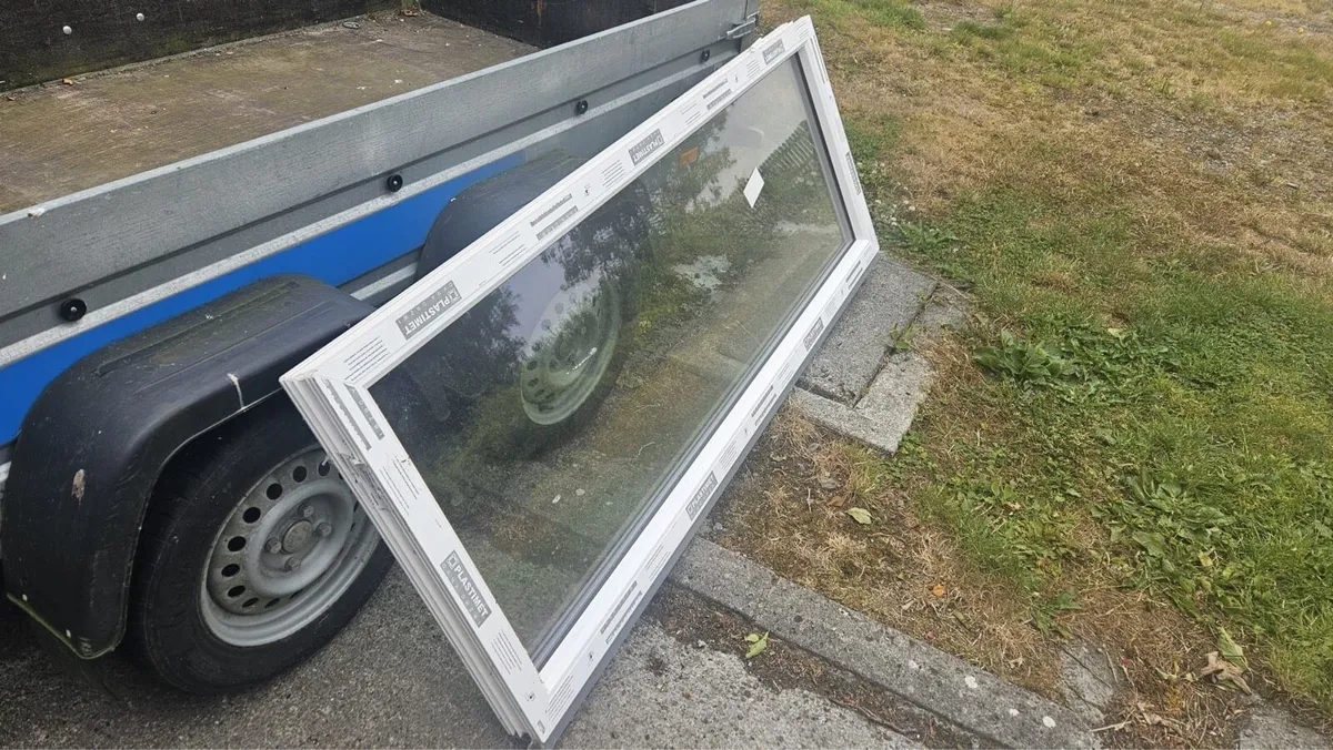 2 double glazed windows. A rated - Image 2