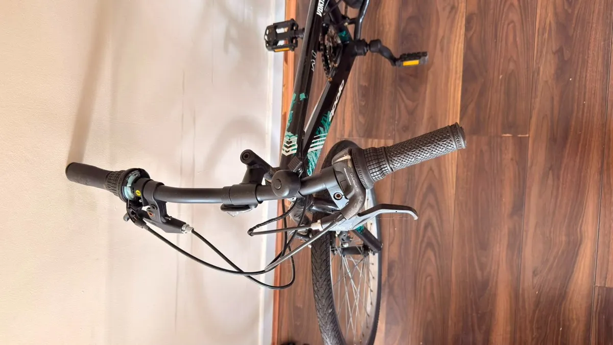 Apollo Vortice Junior Hybrid Bike - 24" Wheel - Image 2