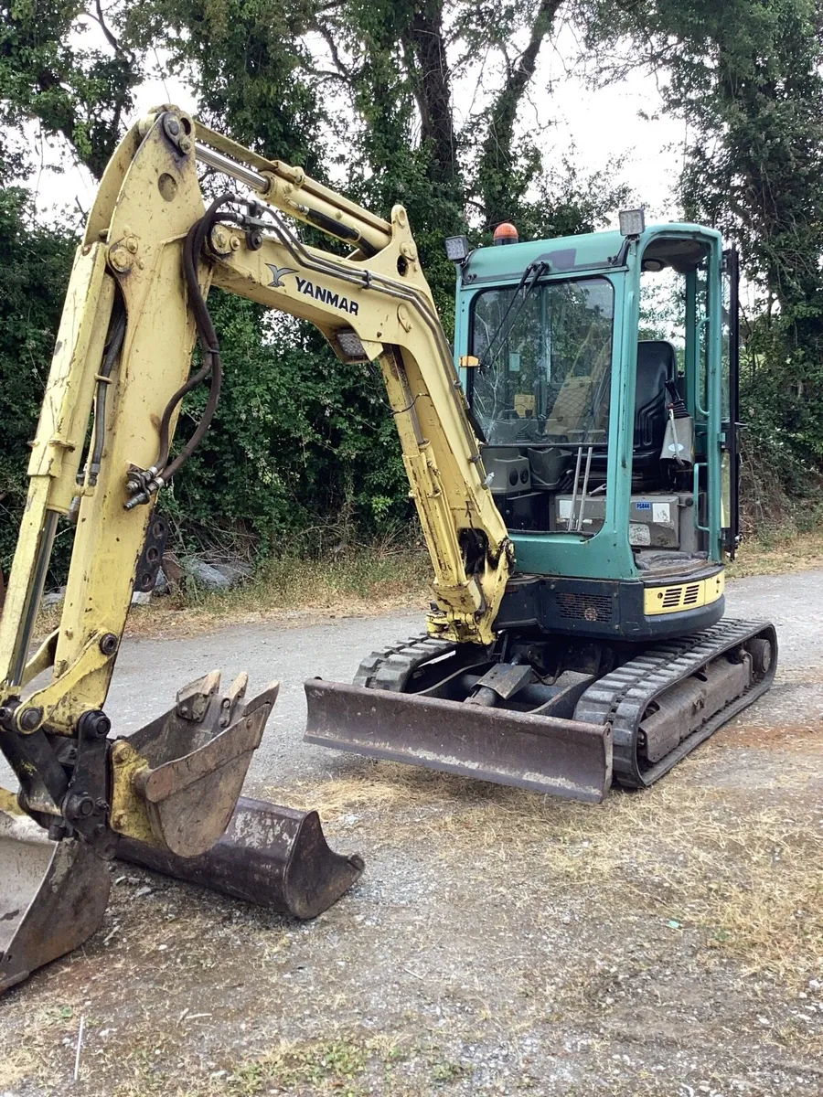 Mini digger 3 ton ,, - Image 2