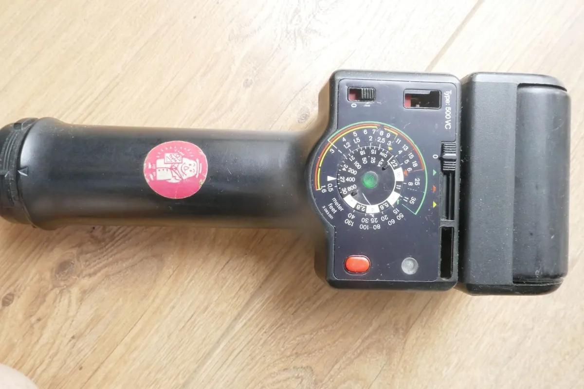 Braun 500V Flash Guns. - Image 2