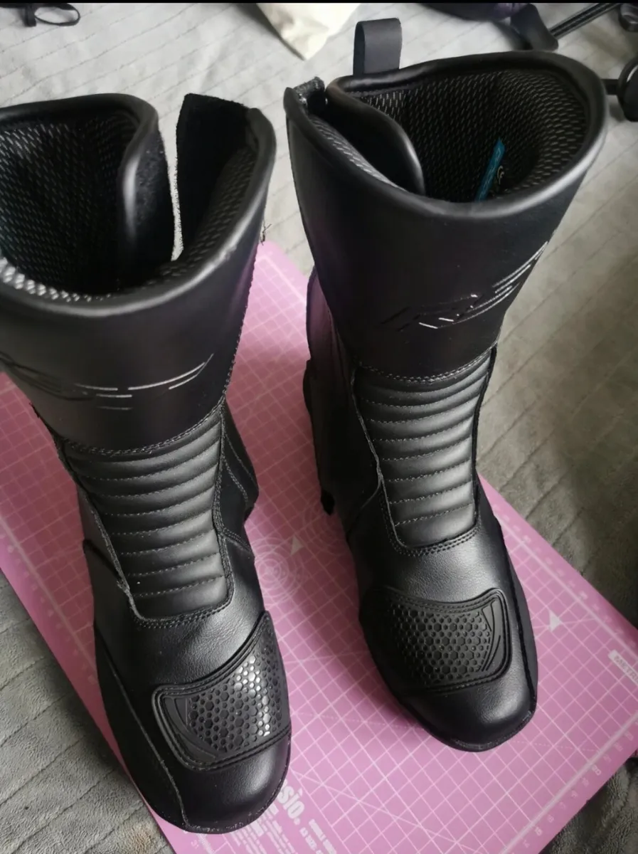 Ladies Water proof Motorcycle Boots RRP 130 - Image 1