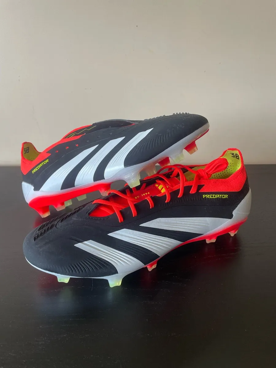 Adidas Predator 8UK FG - Image 1