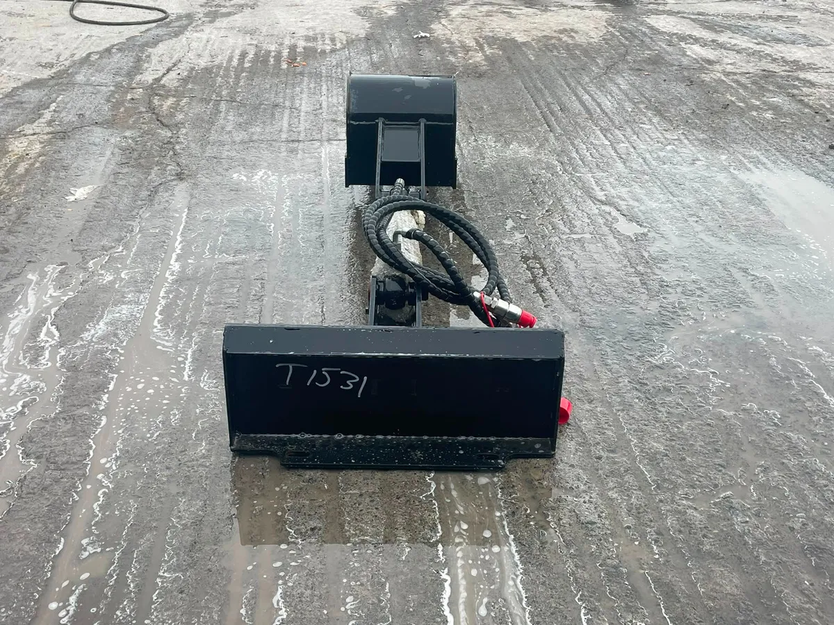 Mini Side Shift Skid Steer Backhoe - Image 4