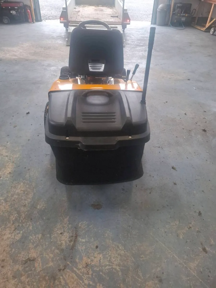 Lawnmower - Image 3