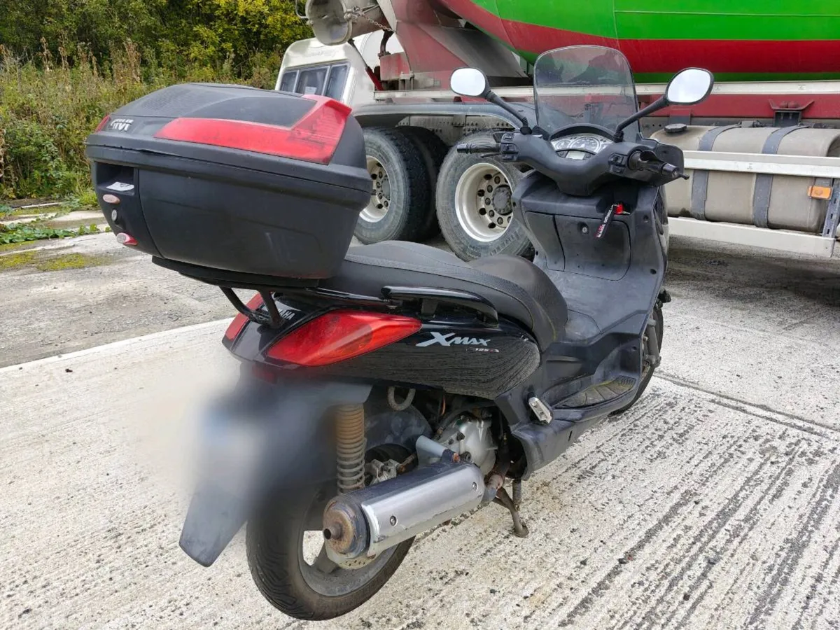 2012 Yamaha Xmax 125 - Image 4