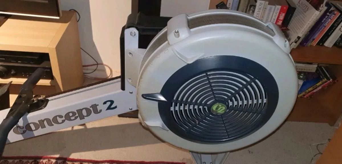 concept 2 rowing machine - Image 1