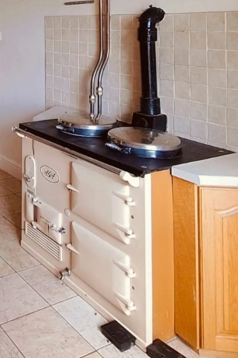 AGA Cooker, Cream 2-Oven Working, Co. Carlow, €950 - Image 3