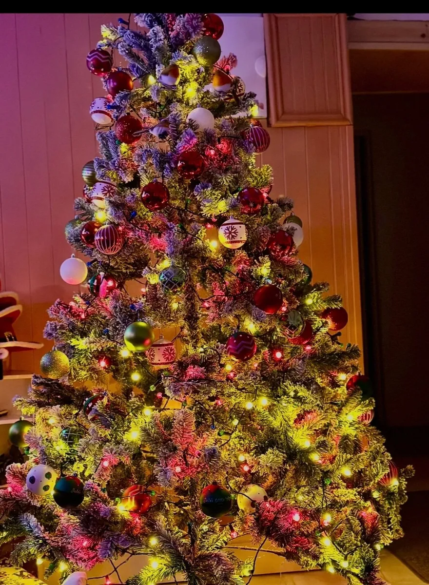 Christmas tree - Image 3