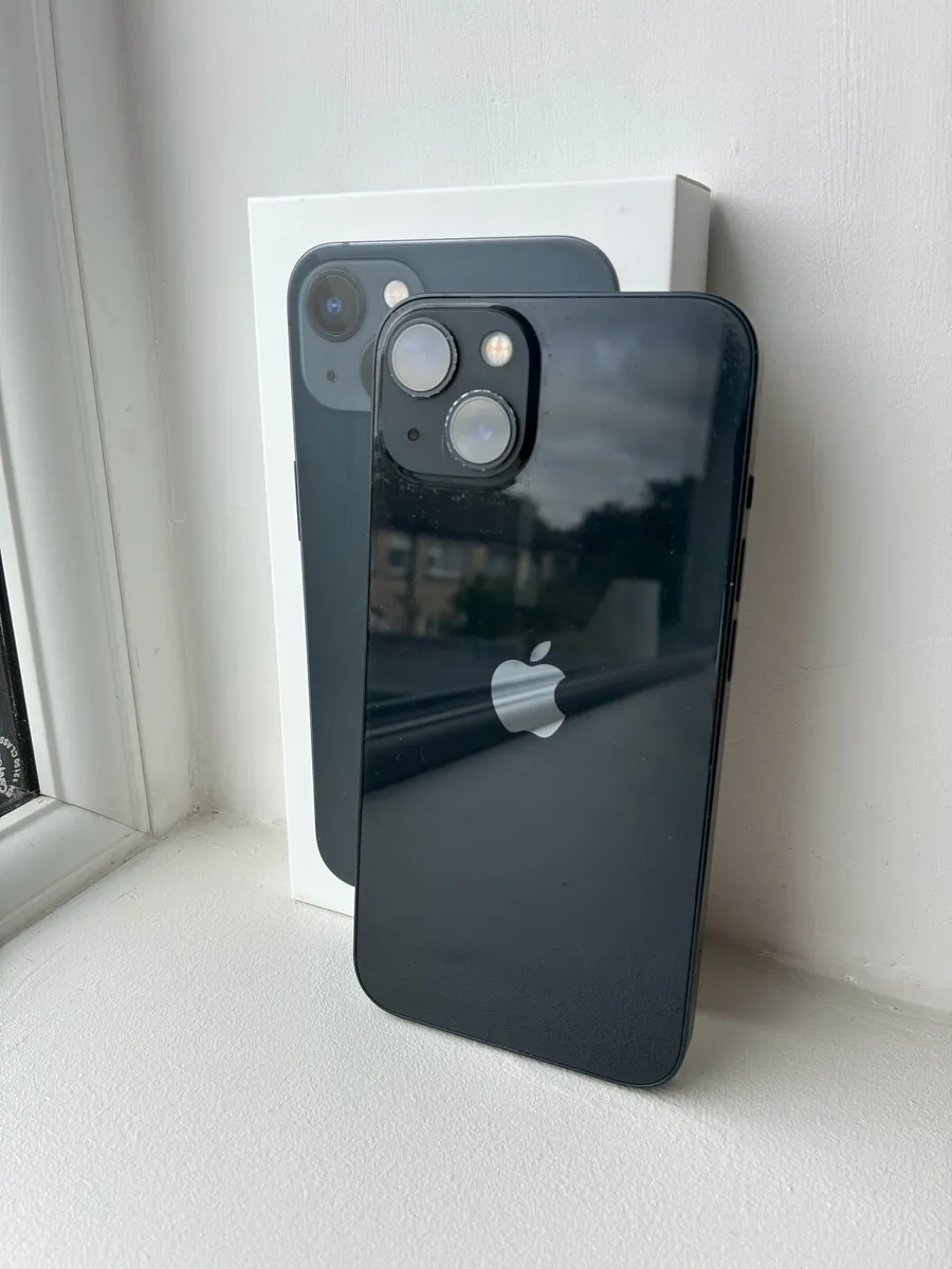 iPhone 13 128GB, Excellent condition, 75% battery - Image 2