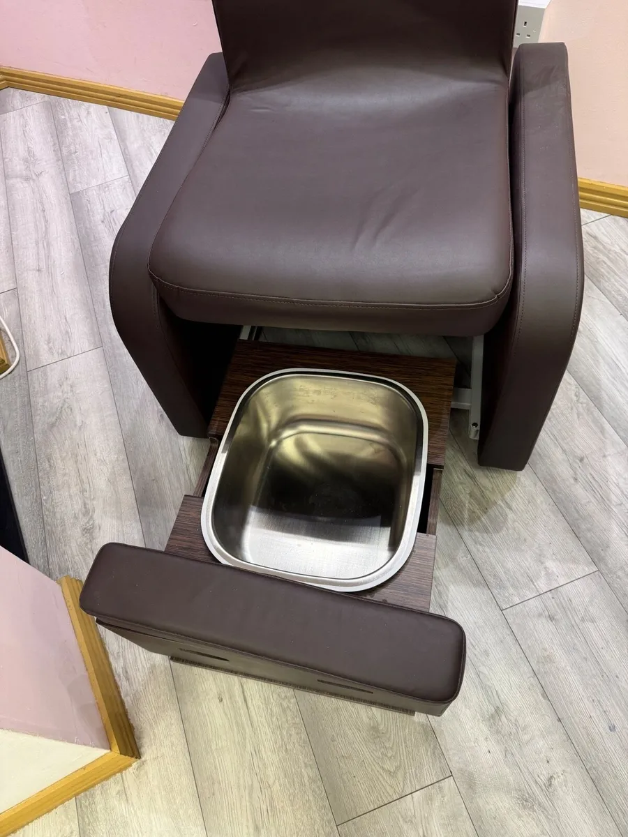 Pedicure chair - Image 4