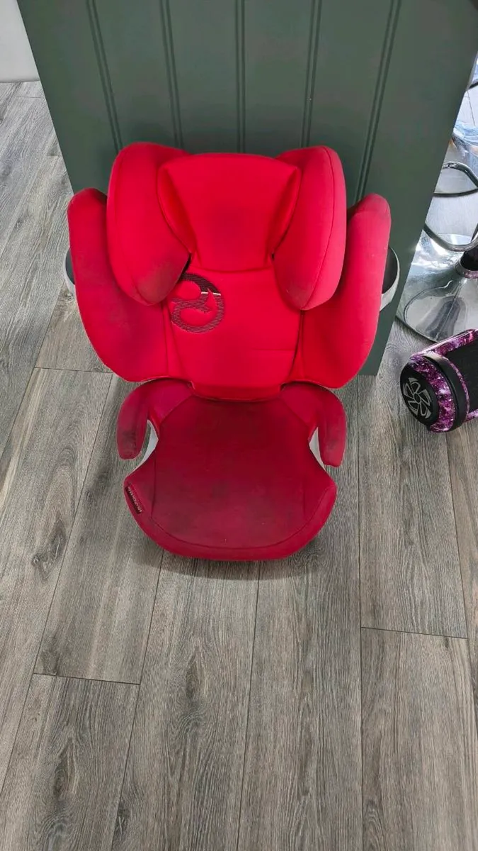 Cybex Gold Solution M-fix car seat - Image 1